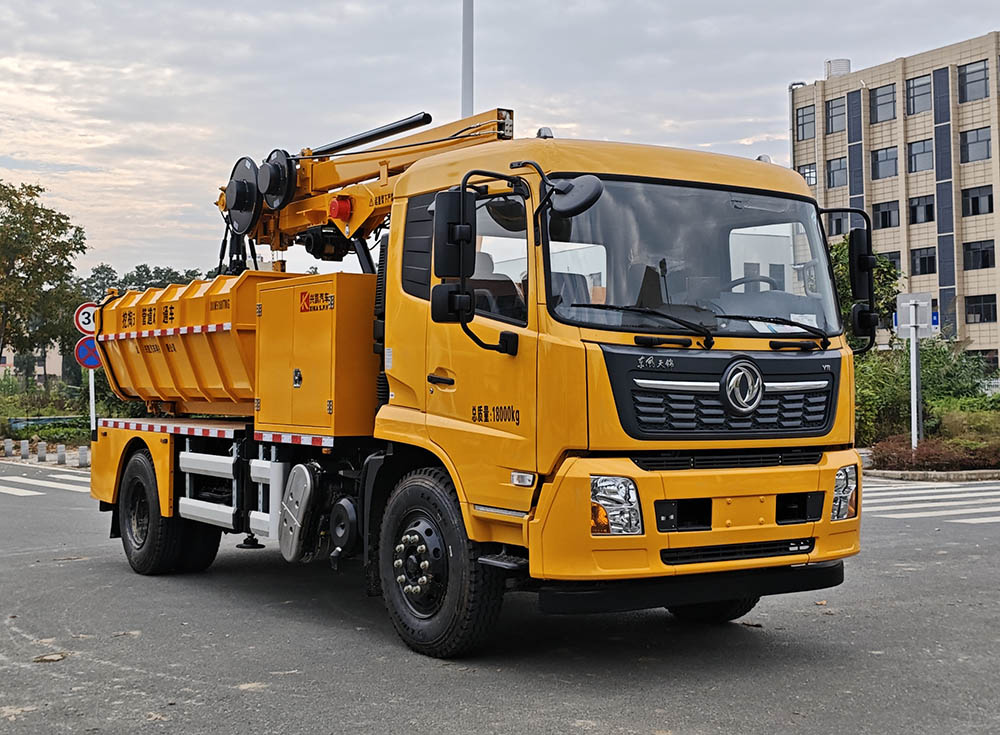 XKW5180TWGD6型挖掏式管道疏通车图片