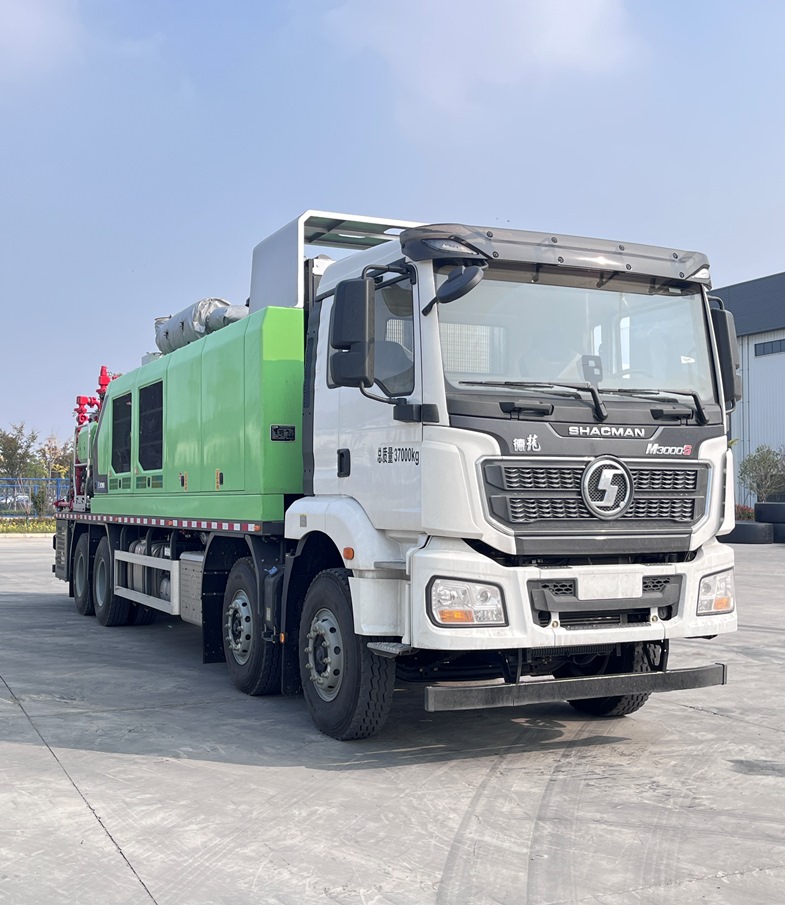 XGJ5370TYL型压裂车图片