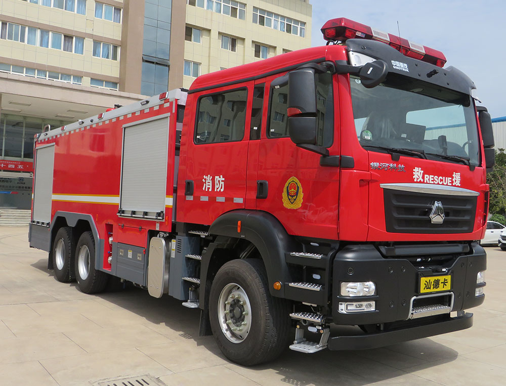 BX5300GXFAP120/SK6 银河牌压缩空气泡沫消防车图片