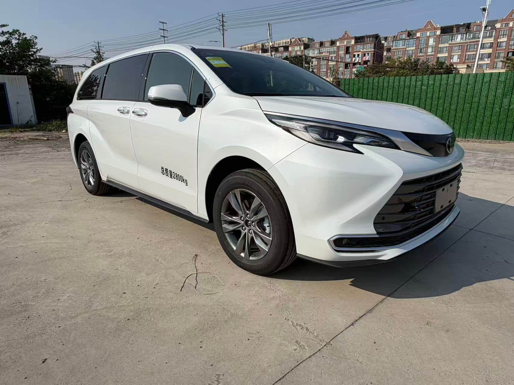 明诺牌MN5031XGJHEV13混合动力工具车