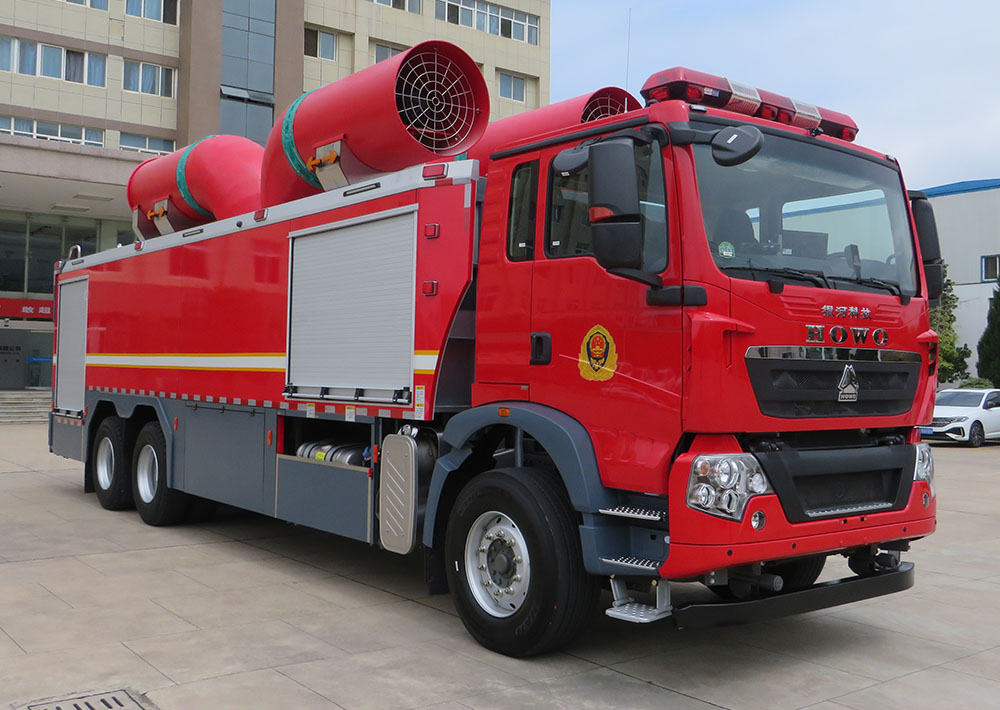 BX5290TXFGP100/HT6 银河牌高倍泡沫消防车图片