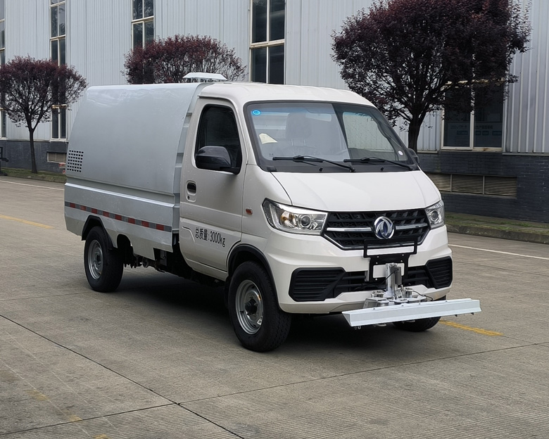 东风牌DFA5030TYHTBEV纯电动路面养护车