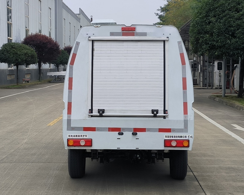 纯电动路面养护车图片