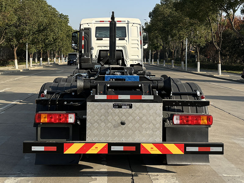 金沙田牌AQY5310ZXXE6車廂可卸式垃圾車公告圖片