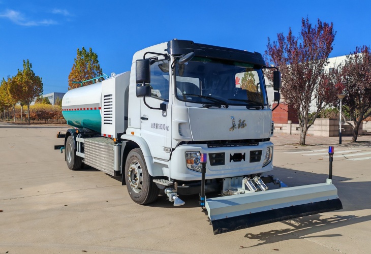 SMJ5180GQXFBEV型纯电动清洗车图片