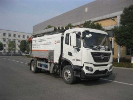 清洗吸污车