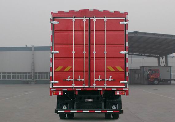 豪沃牌ZZ5187CCYK521DF1倉柵式運輸車公告圖片
