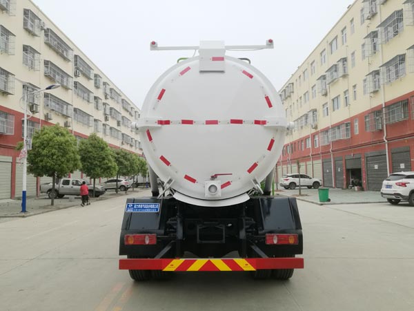 程力威牌CLW5180TCAD6餐廚垃圾車公告圖片