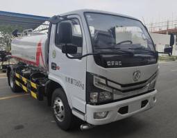 洒水车