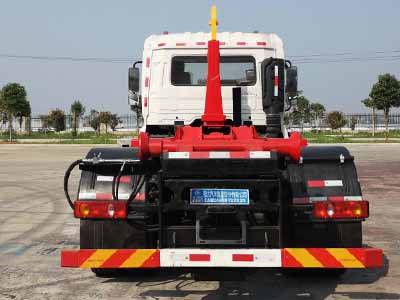 东风天锦VR CL5182ZXXE6车厢可卸式垃圾车公告图片