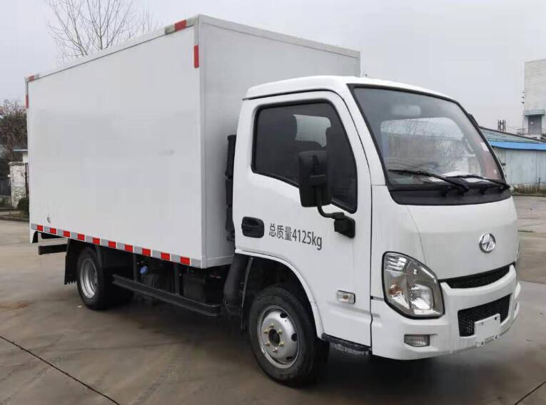 SH5043XXYPEDBNZ 跃进牌厢式运输车图片