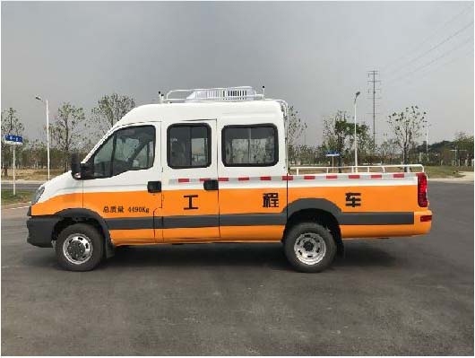依維柯牌NJ5046XGCF5E工程車公告圖片