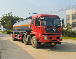 东驹牌LDW5260GFWD6腐蚀性物品罐式运输车