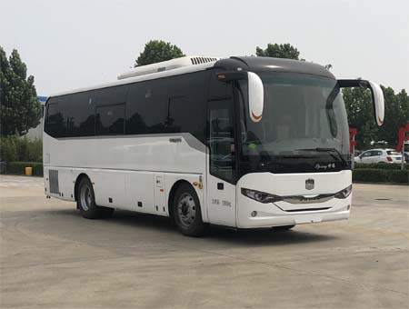 LCK5130XYL6型医疗车图片