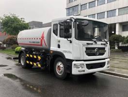 清洗车
