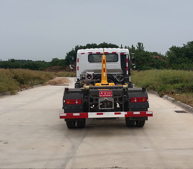 凯力风牌KLF5121ZXXE6车厢可卸式垃圾车公告图片
