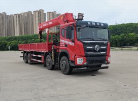 随车起重运输车