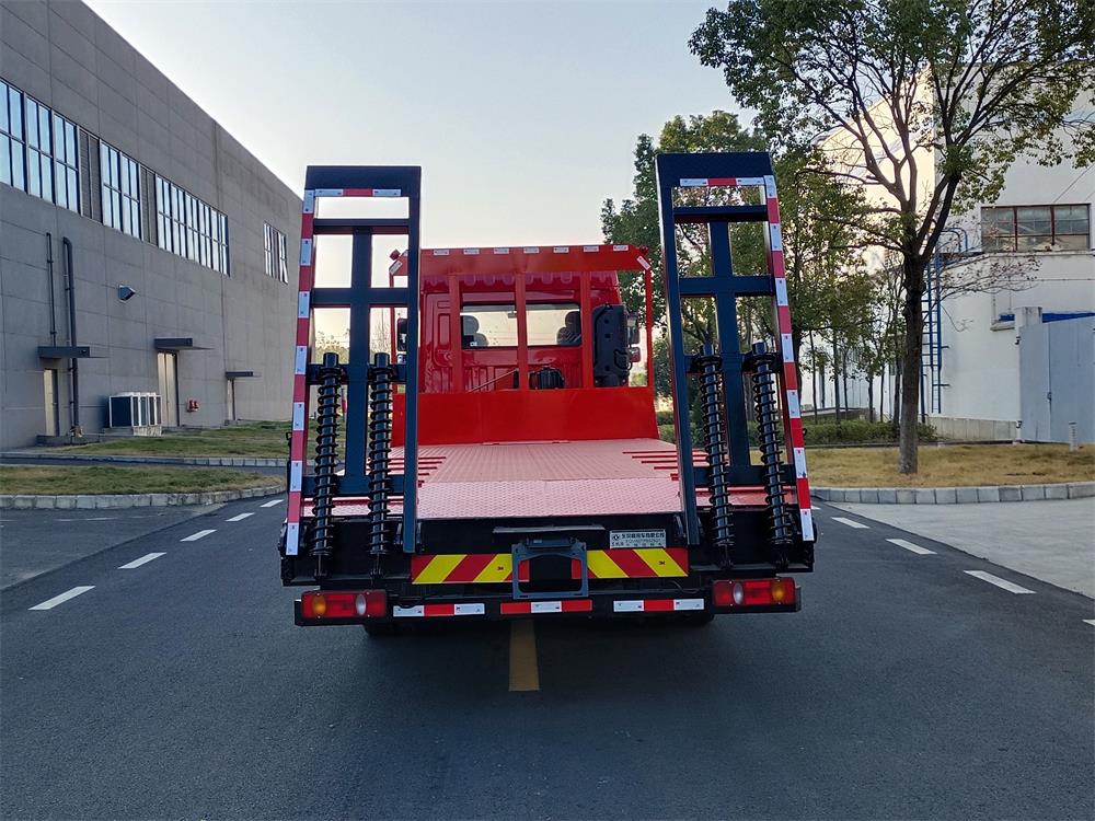 東風牌EQ5160TPBSZ6D1平板運輸車公告圖片