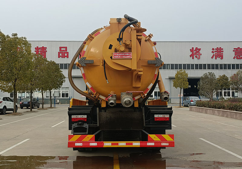 龍牧雙星牌LMX5141GQWEQ6清洗吸污車公告圖片
