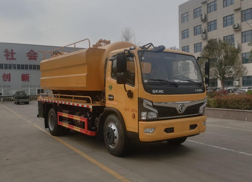 聚尘王牌HNY5145GQWEA6清洗吸污车
