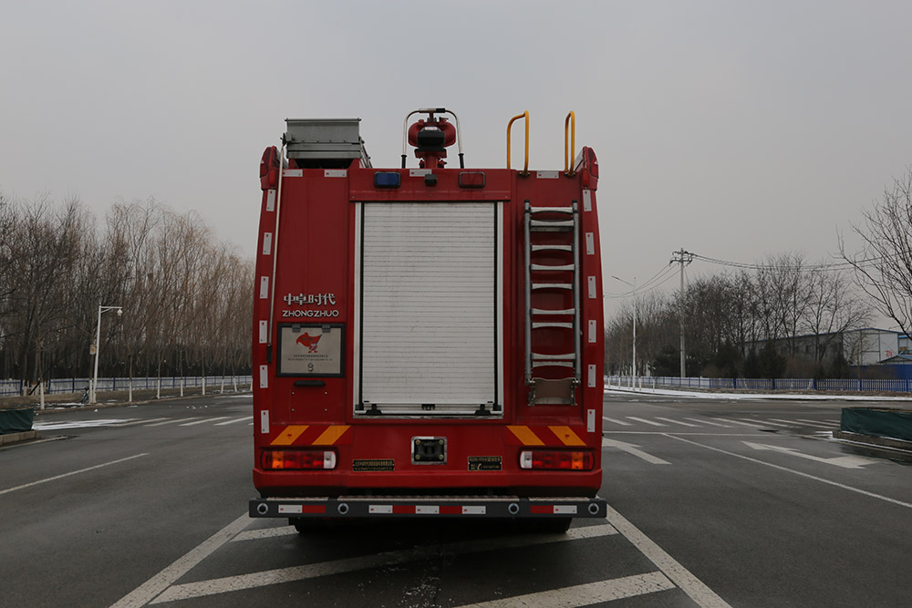 中卓时代牌ZXF5380GXFSG200/HT6水罐消防车公告图片