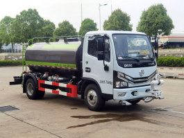 洒水车