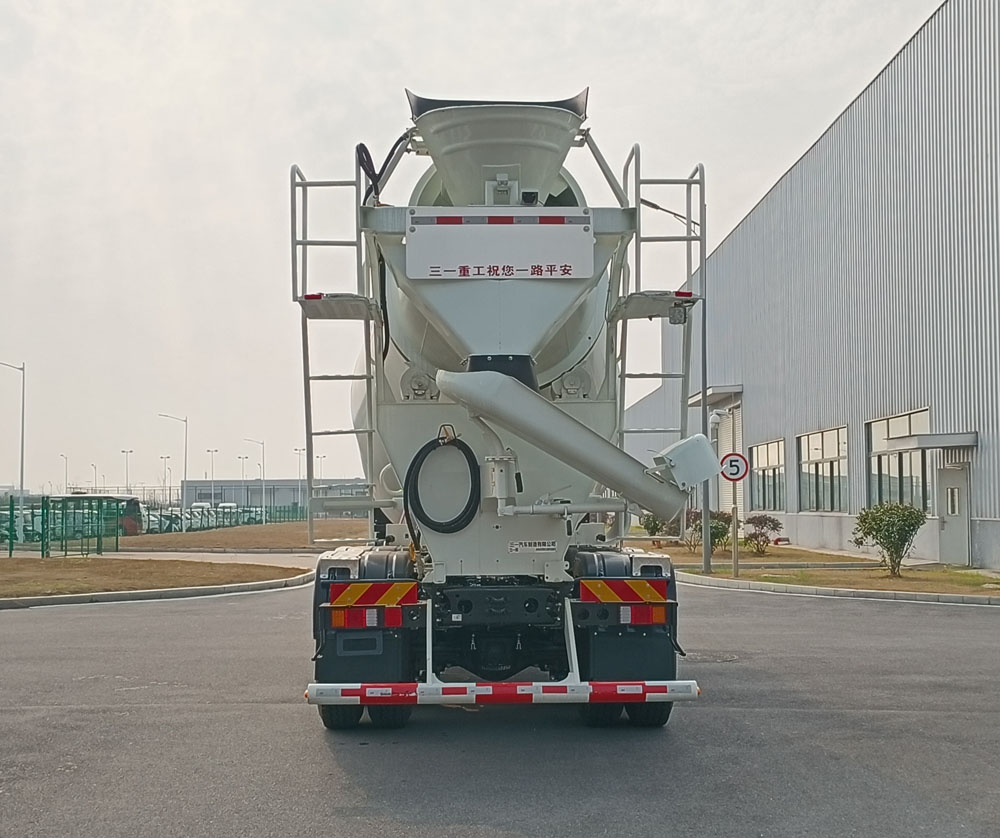 三一牌SYM5310GJB4BEV7纯电动混凝土搅拌运输车公告图片