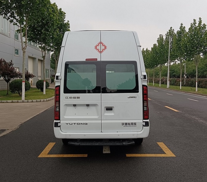 宇通牌ZK5043XJH46H救护车公告图片
