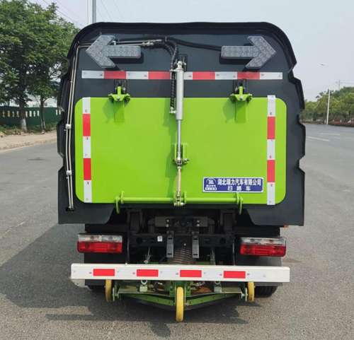 瑞力星牌RLQ5045TSLE6扫路车公告图片