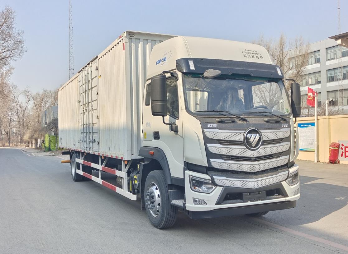 BJ5181XXYY6ANL-06 欧曼牌厢式运输车图片