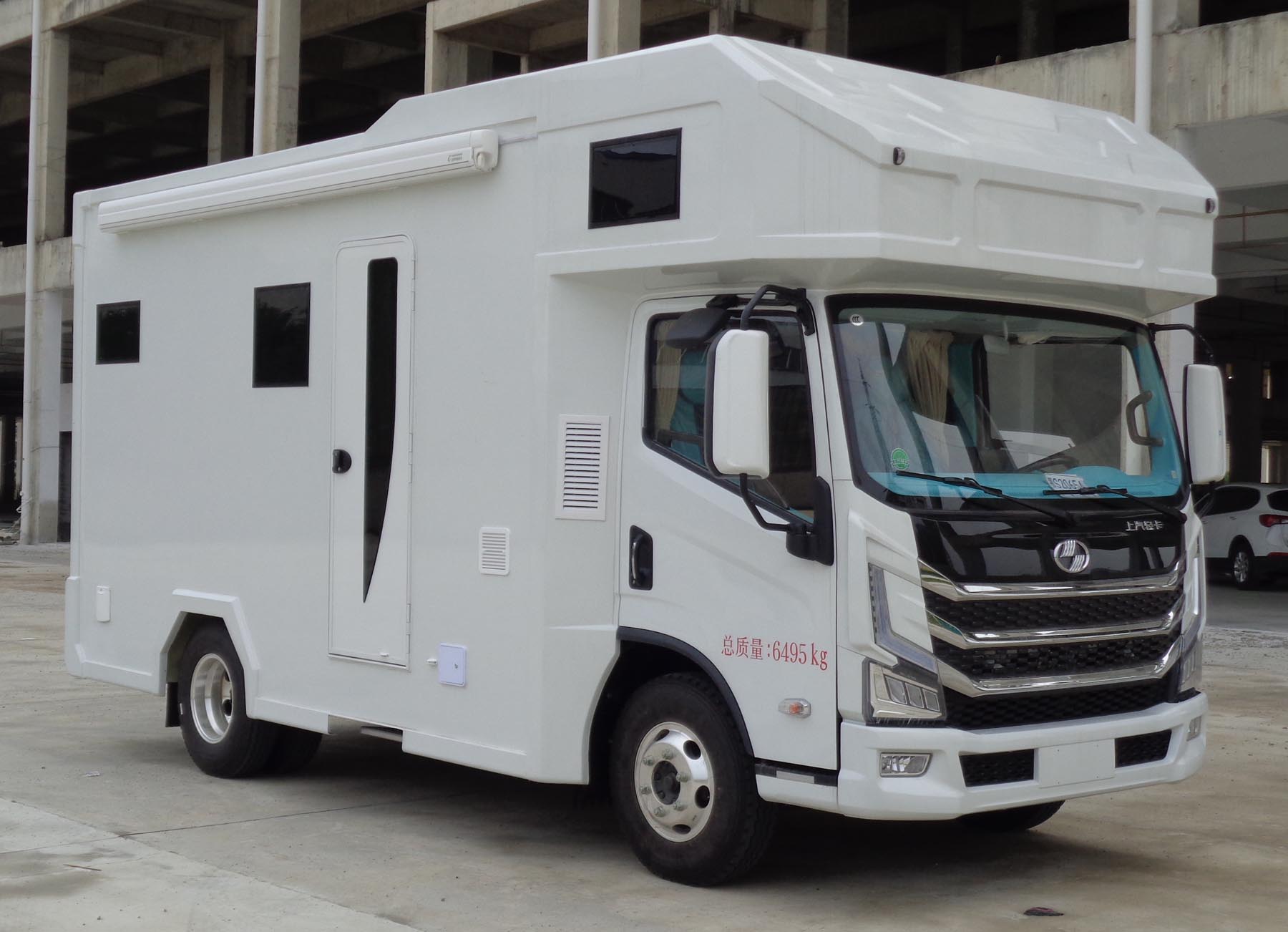 程力威牌CLW5060XLJBCA旅居车