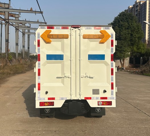 湘昌牌KUN5030TWF6FT物料粉碎车公告图片