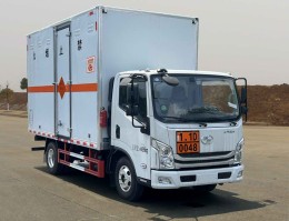爆破器材运输车