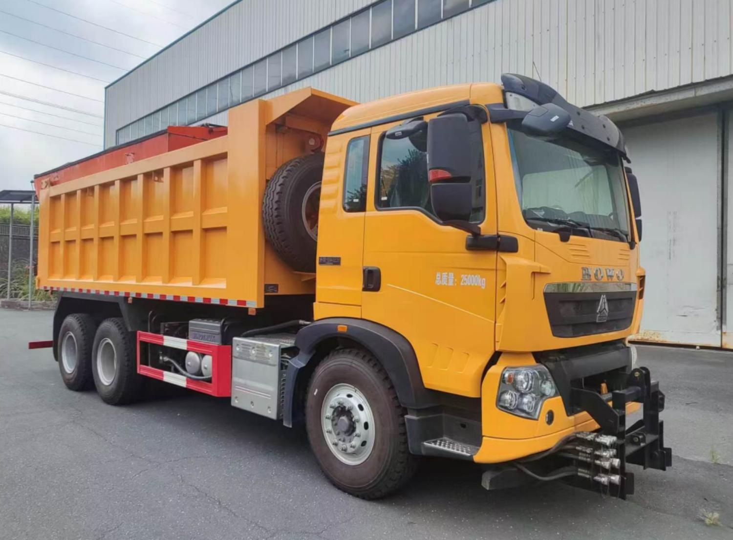 XCL5257TCX6型除雪车图片