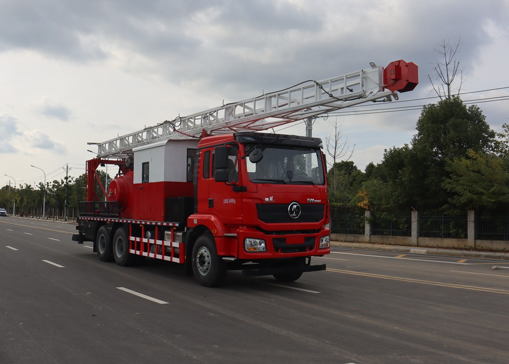 HLW5240TCYSX6型采油车图片