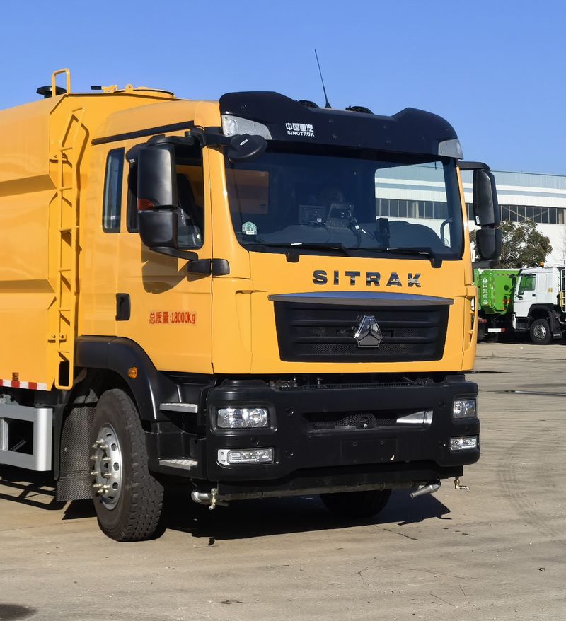 圣岳牌SDZ5180TXCF吸尘车公告图片