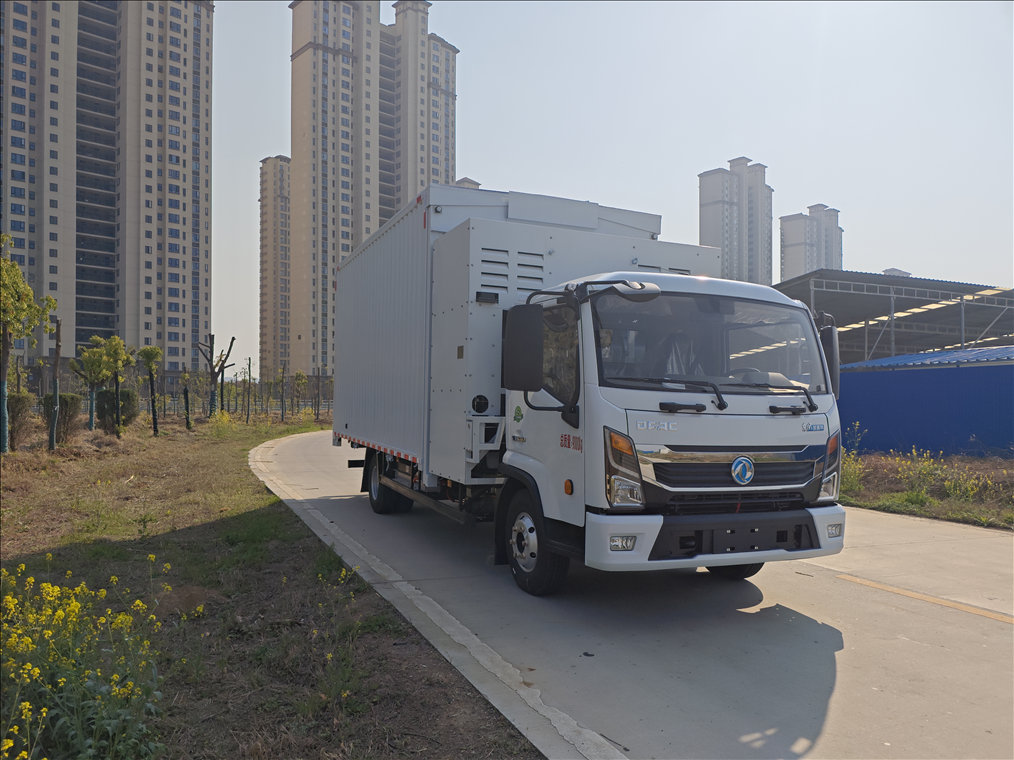 EQ5091XYKACFCEV型燃料电池翼开启厢式货车图片