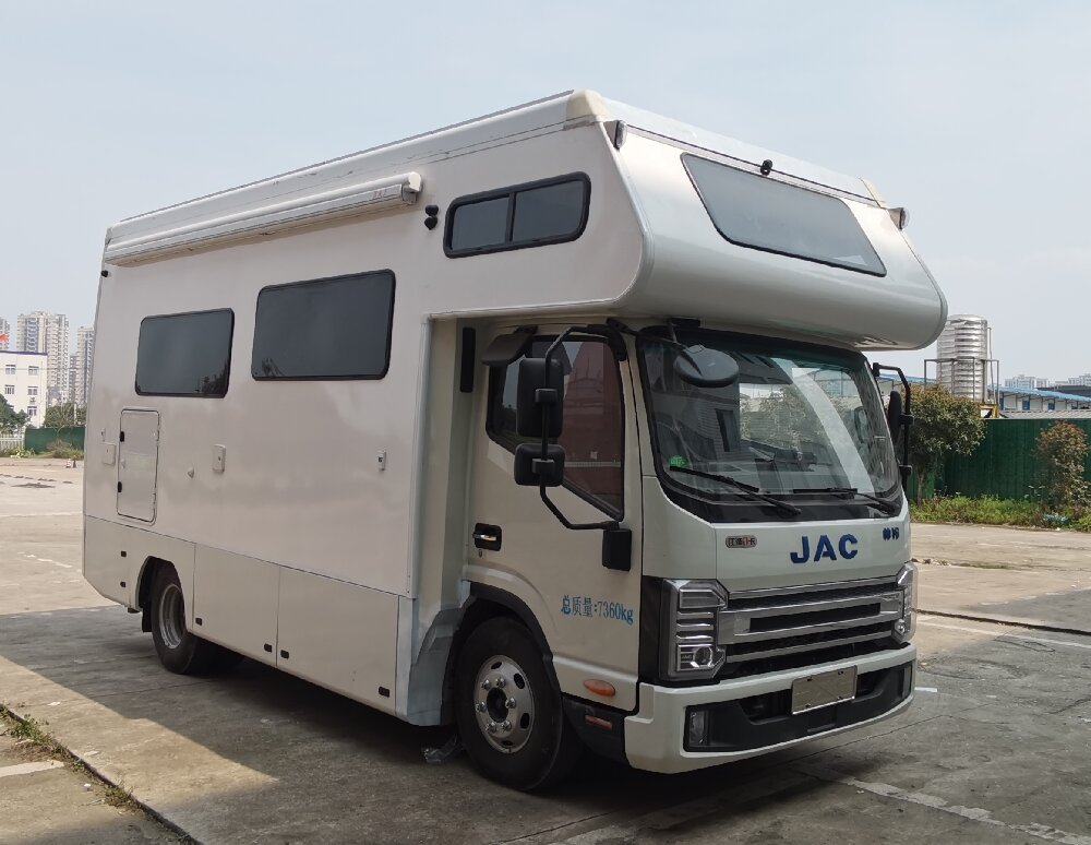 东嘉加乐牌DJV5070XLJPHEV插电式混合动力旅居车图片