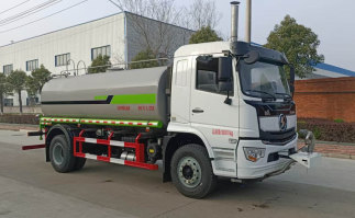绿化喷洒车