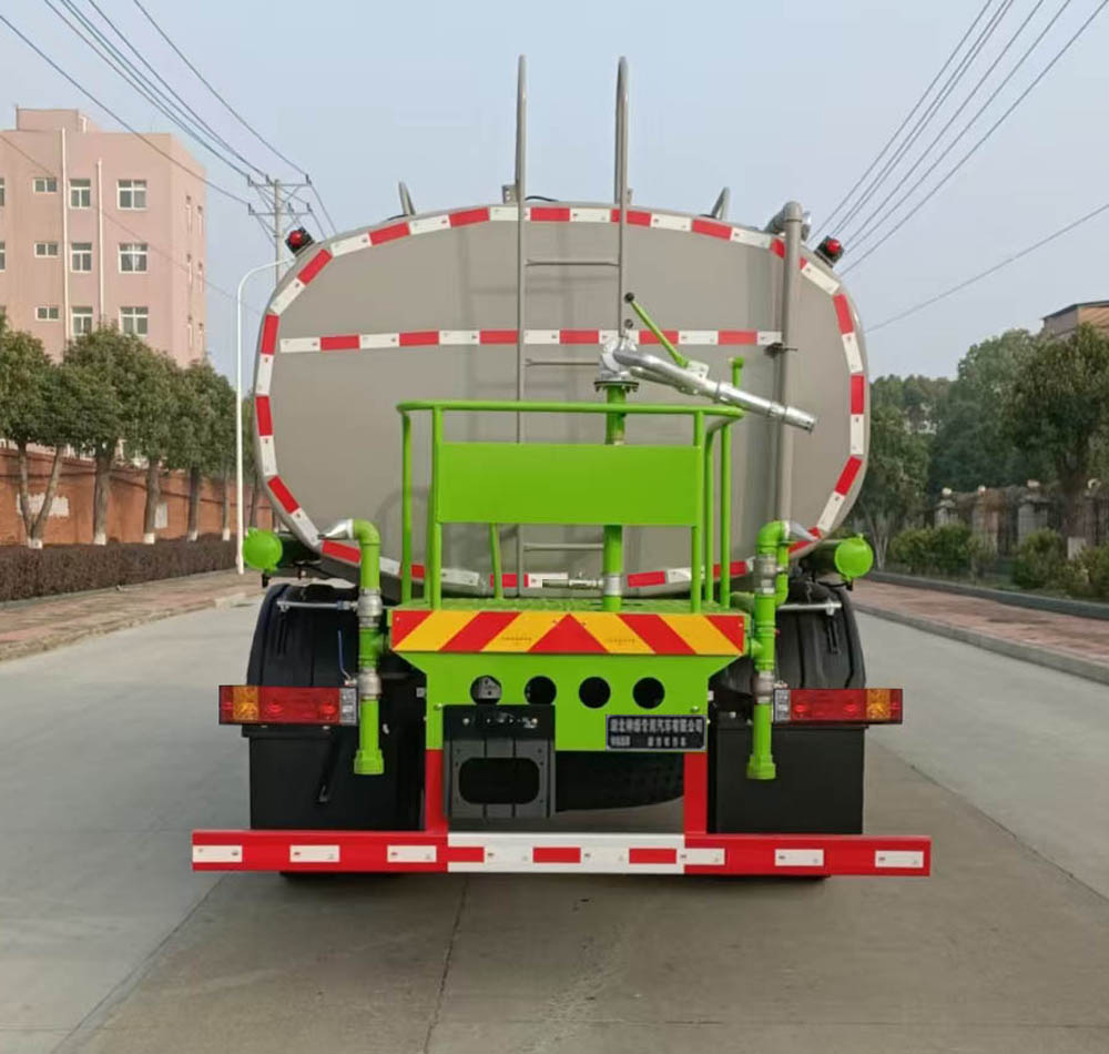 神绿通牌SLV5189GPSSX绿化喷洒车公告图片
