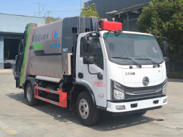 程力威牌CLW5080ZYSCDP压缩式垃圾车