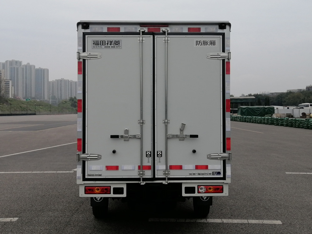 福田牌BJ5030XXYEV85纯电动厢式货车公告图片