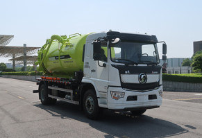 吸污车