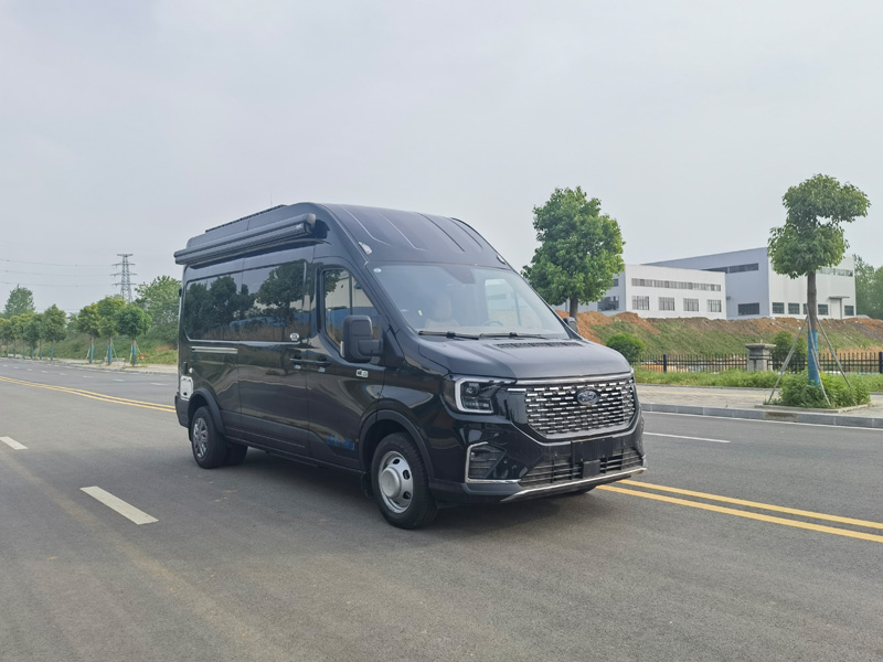 中星凯悦牌AAK5046XLJX6N旅居车