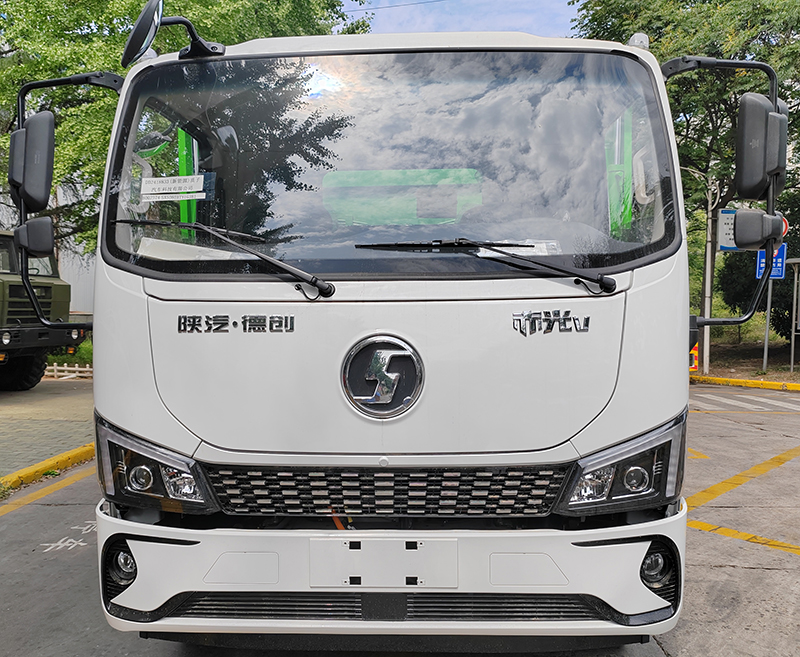 玉骁珑牌YBH5120TCASXBEV纯电动餐厨垃圾车公告图片
