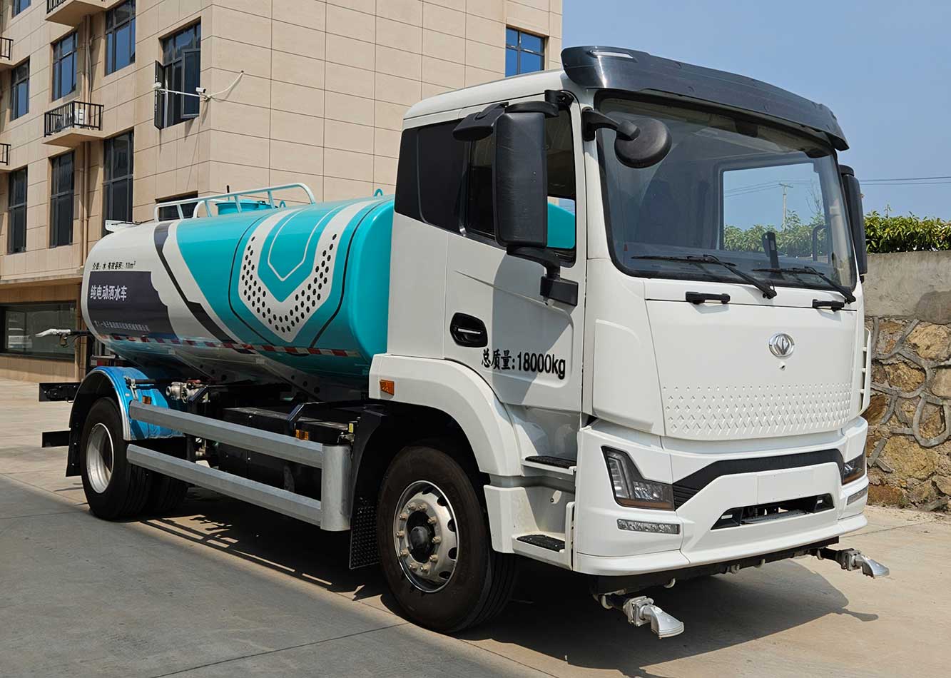 虹灿牌HLM5180GSSBEV纯电动洒水车