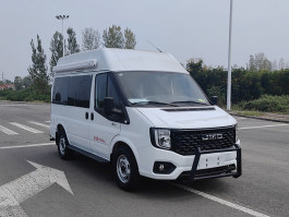 宿营车