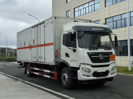 爆破器材运输车