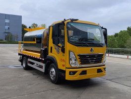 程力牌CL5043TJS6ALS水泥净浆洒布车
