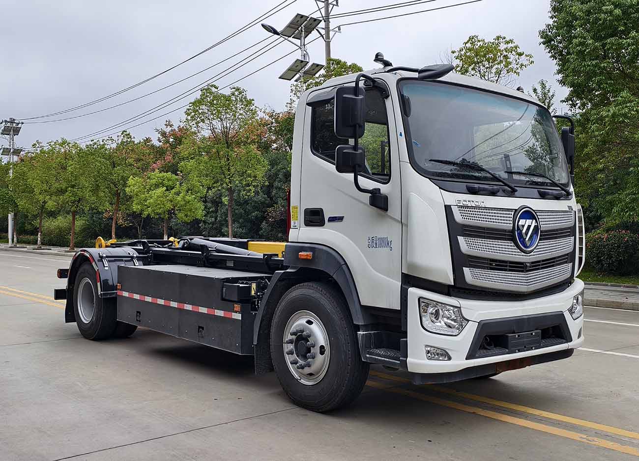传旗重科牌CQH5180ZXXBJBEV纯电动车厢可卸式垃圾车
